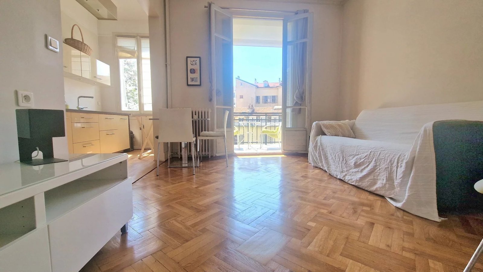 Property photo in Carre d'Argent