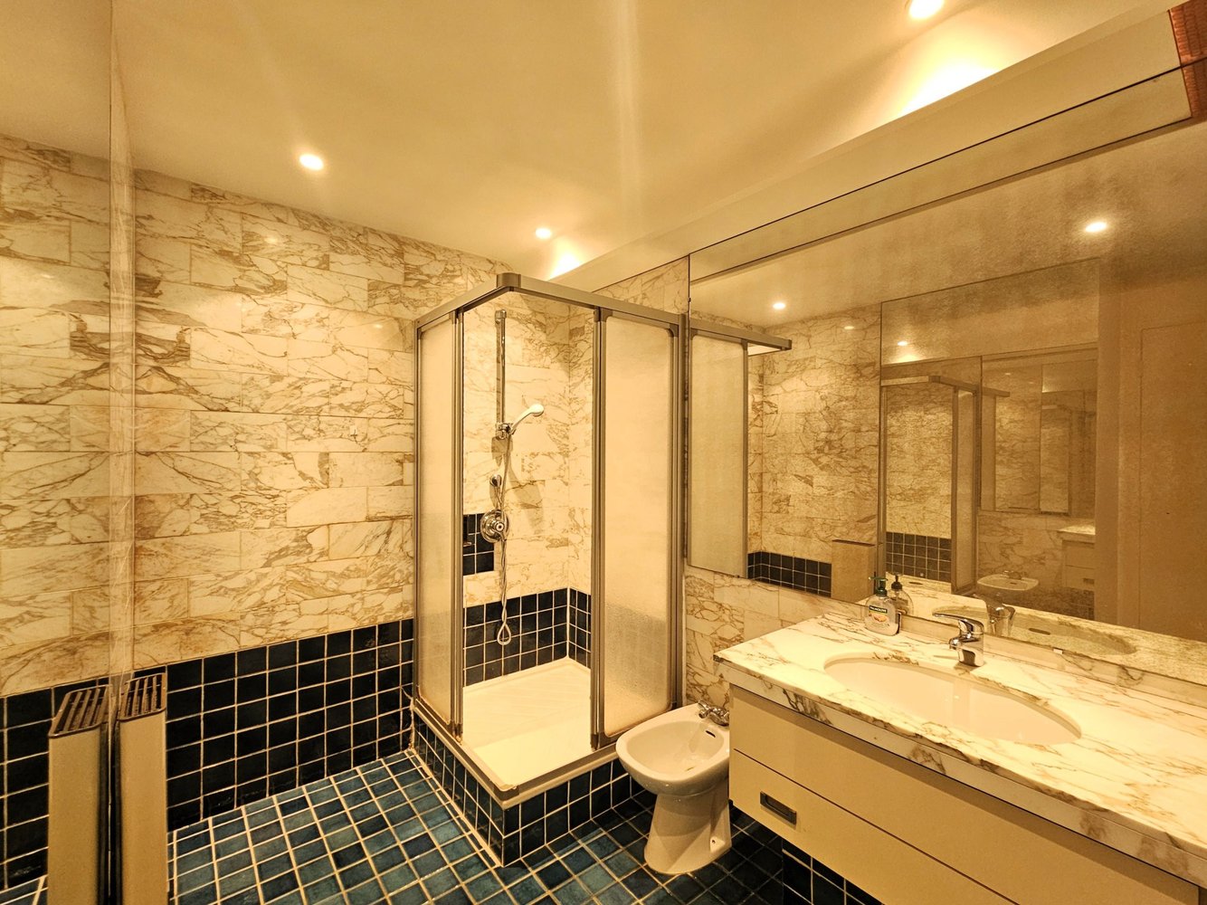 Property photo in Carre d'Argent