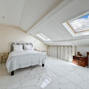 Property in Carre d'Argent