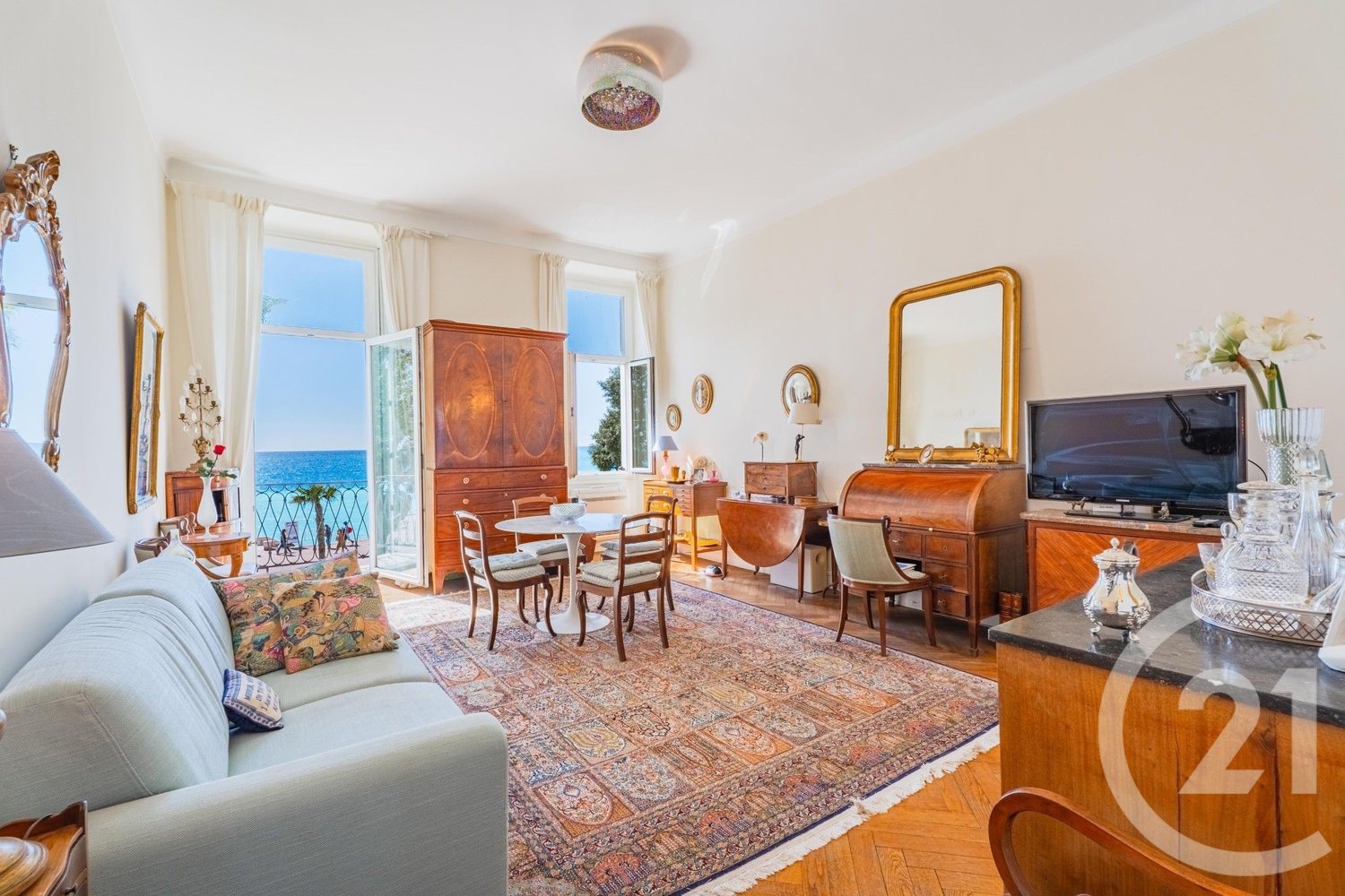 Property photo in Carre d'Argent