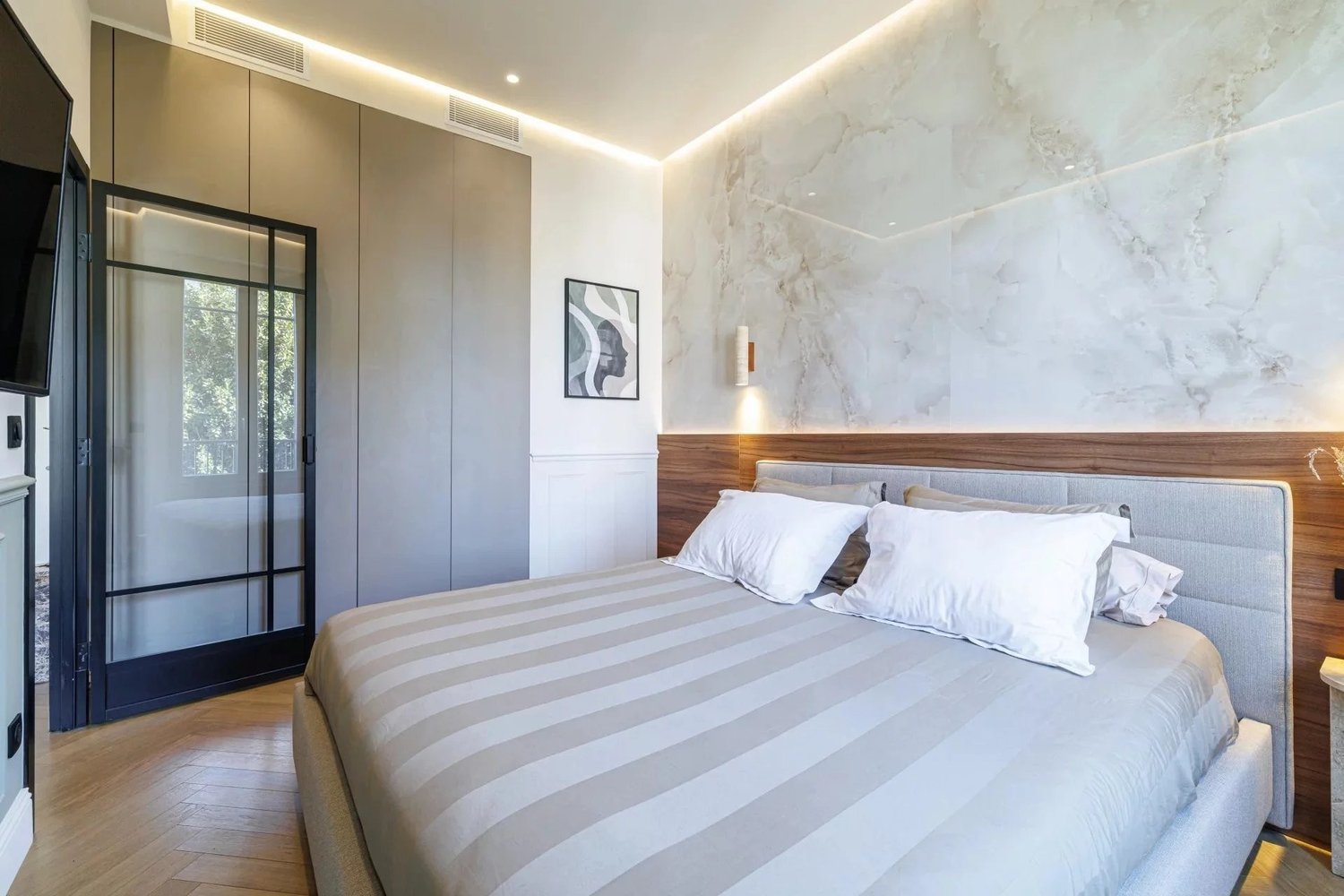 Property photo in Carre d'Argent