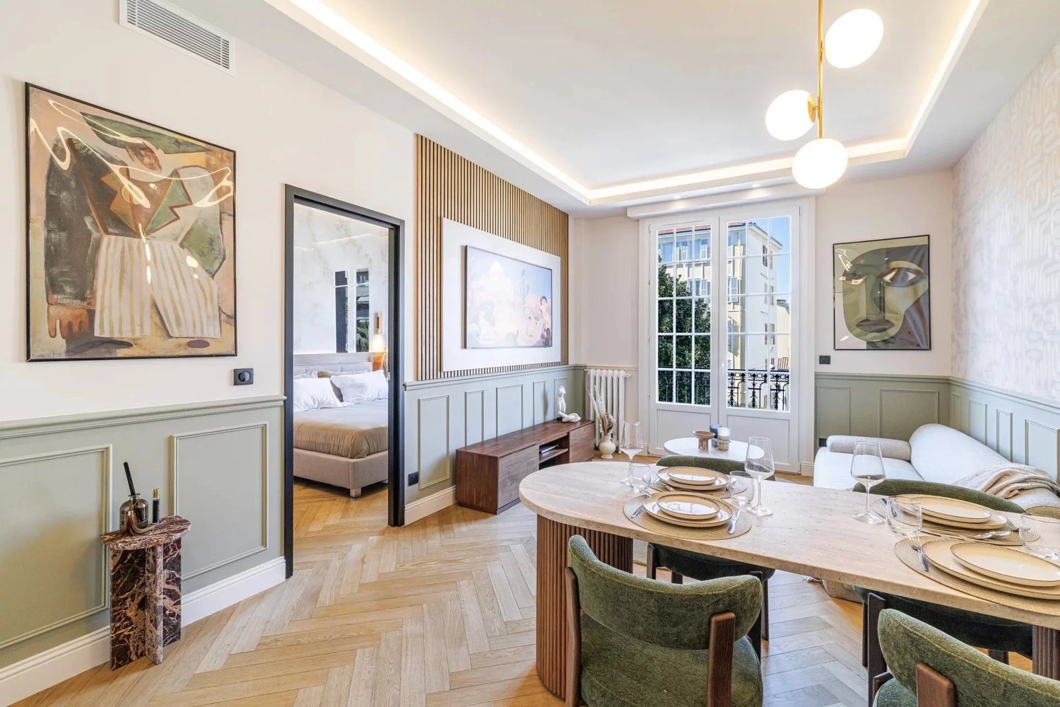 Property photo in Carre d'Argent