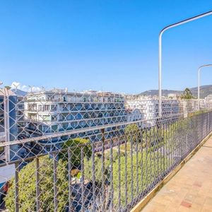 Property in Carre d'Argent