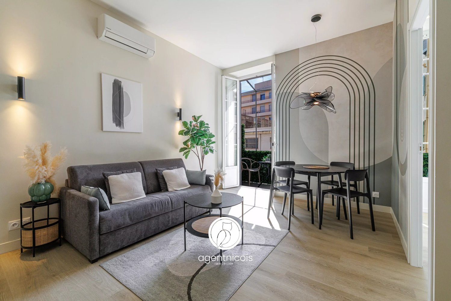 Property photo in Carre d'Argent