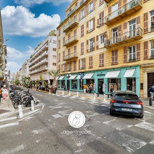 Property in Carre d'Argent