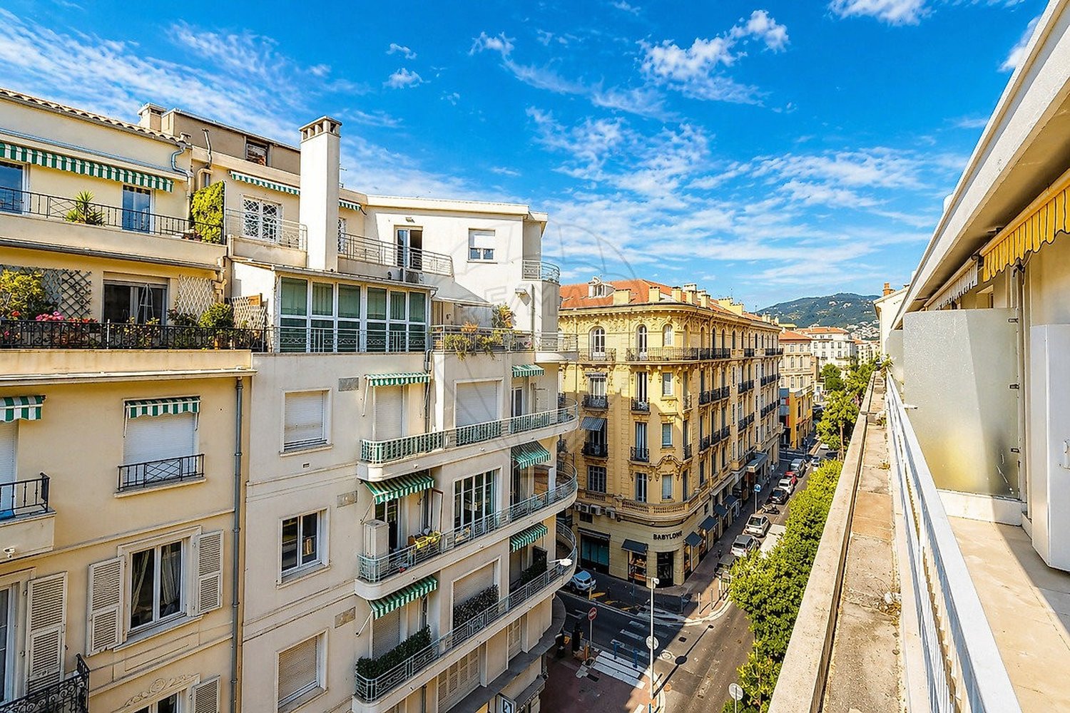 Property photo in Carre d'Argent