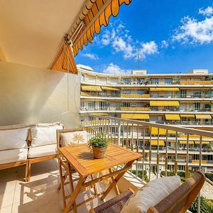 Property in Carre d'Argent