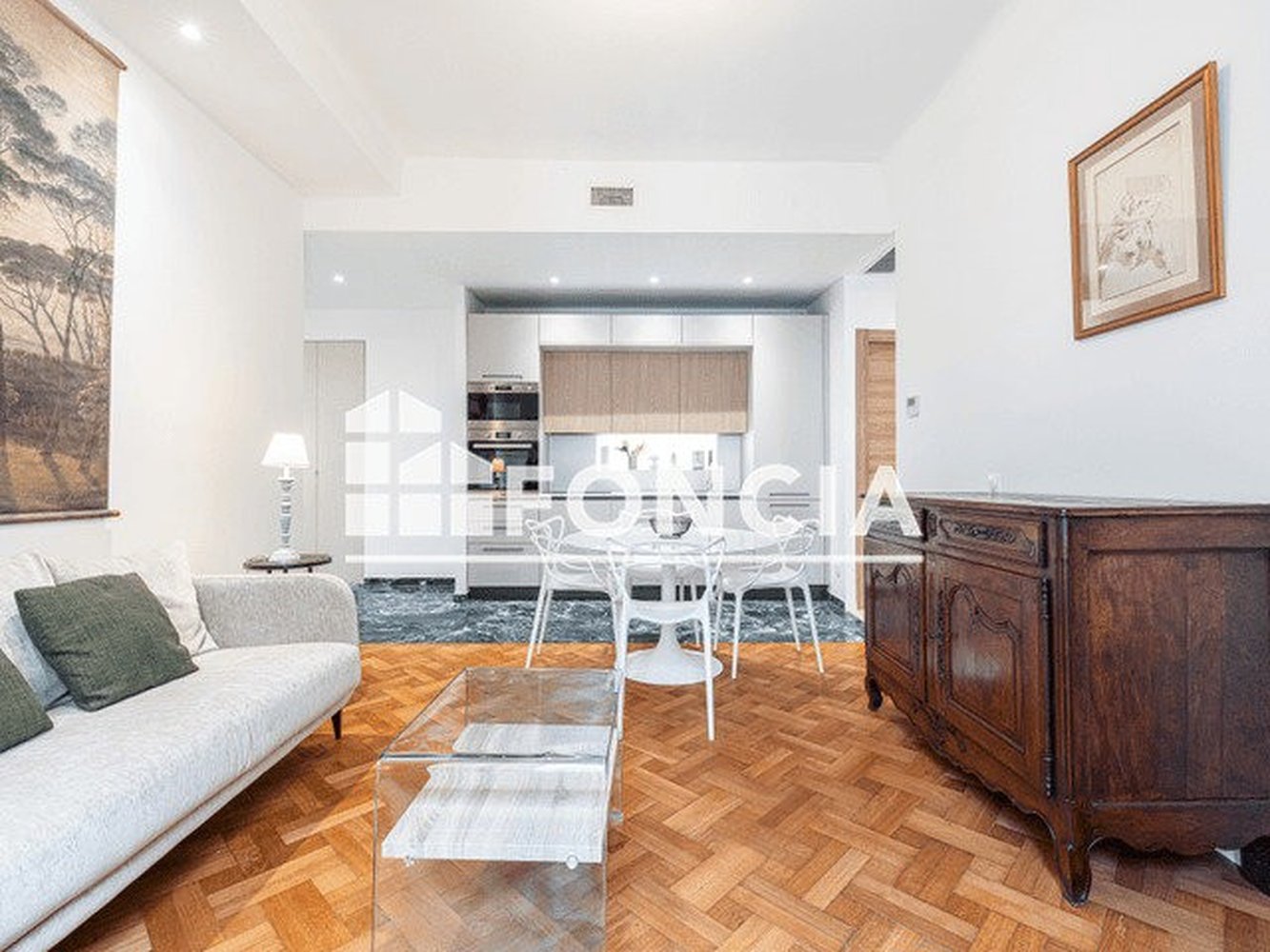 Property photo in Carre d'Argent