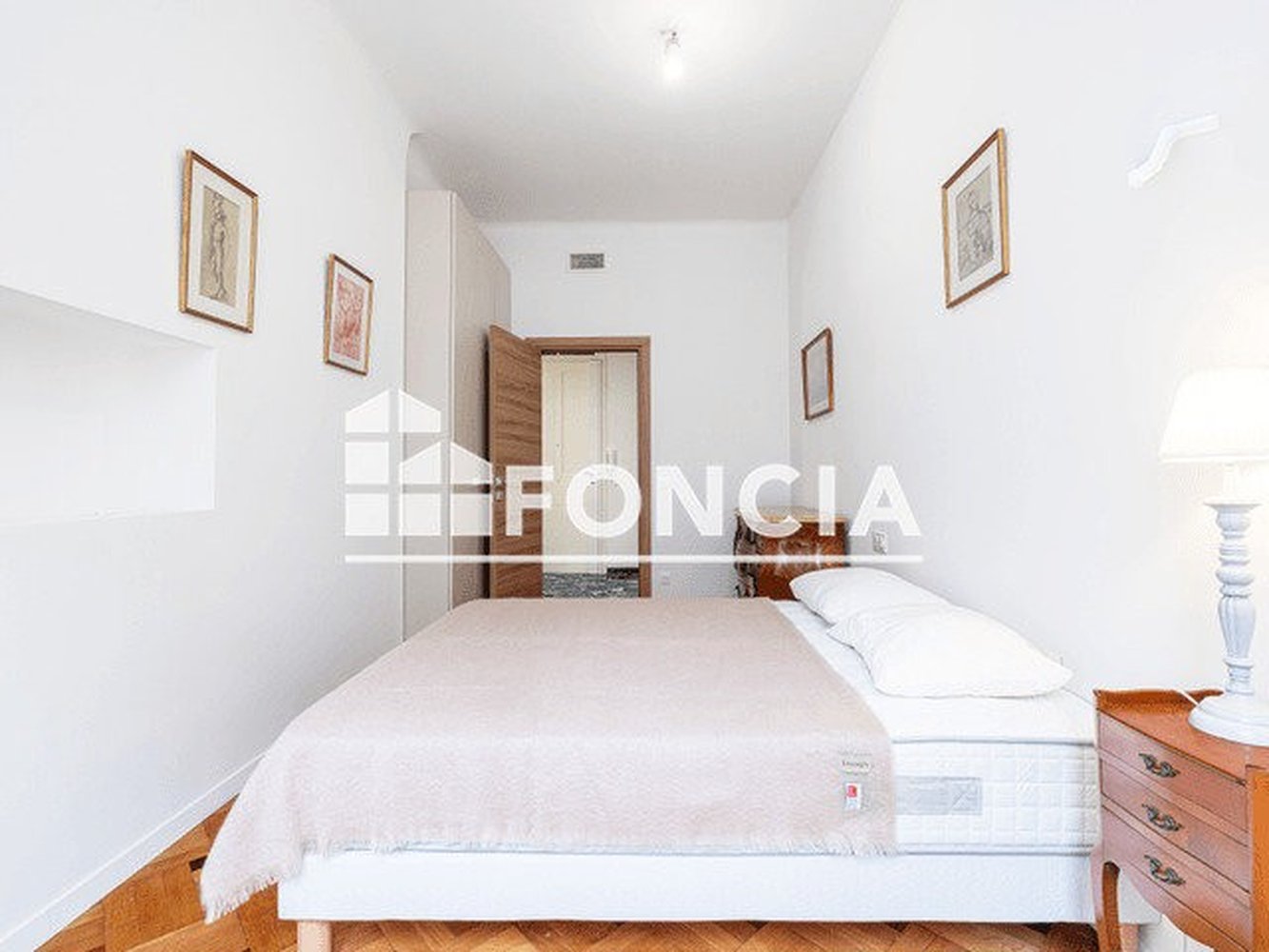Property photo in Carre d'Argent