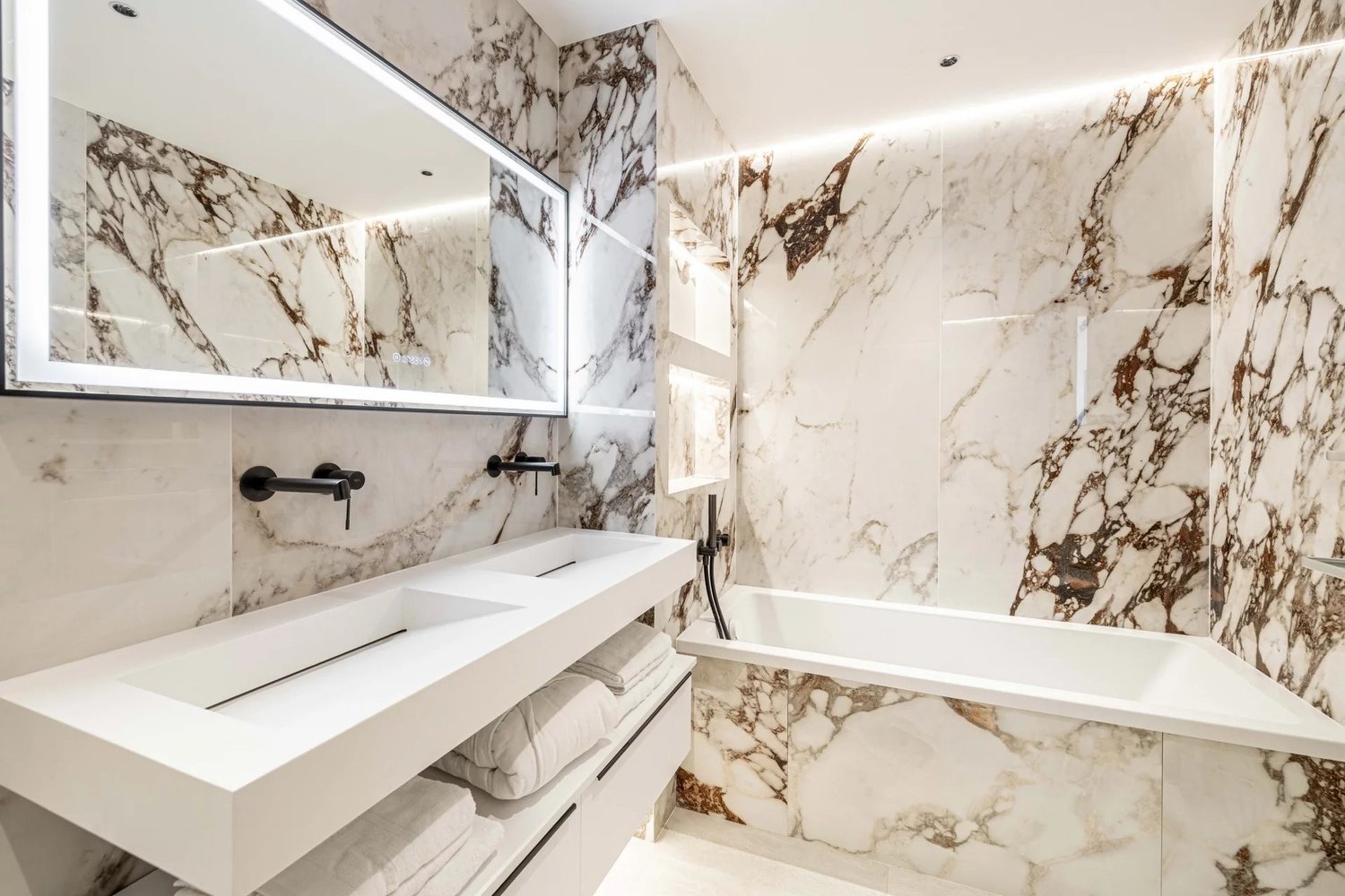 Property photo in Carre d'Argent