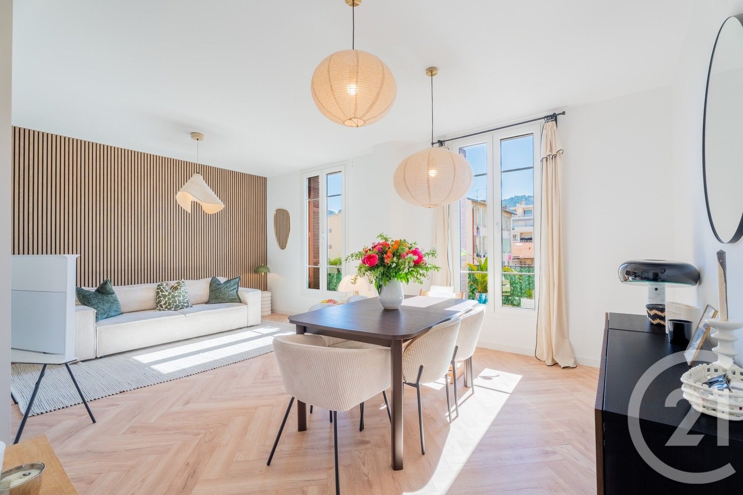 Property photo in Carre d'Argent