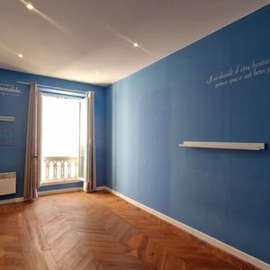 Property in Carre d'Argent