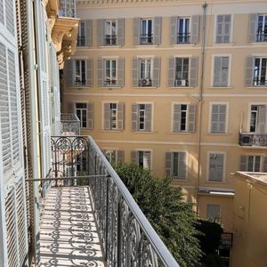 Property in Carre d'Argent