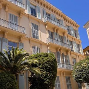 Property in Carre d'Argent