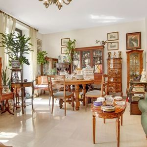Property in Carre d'Argent