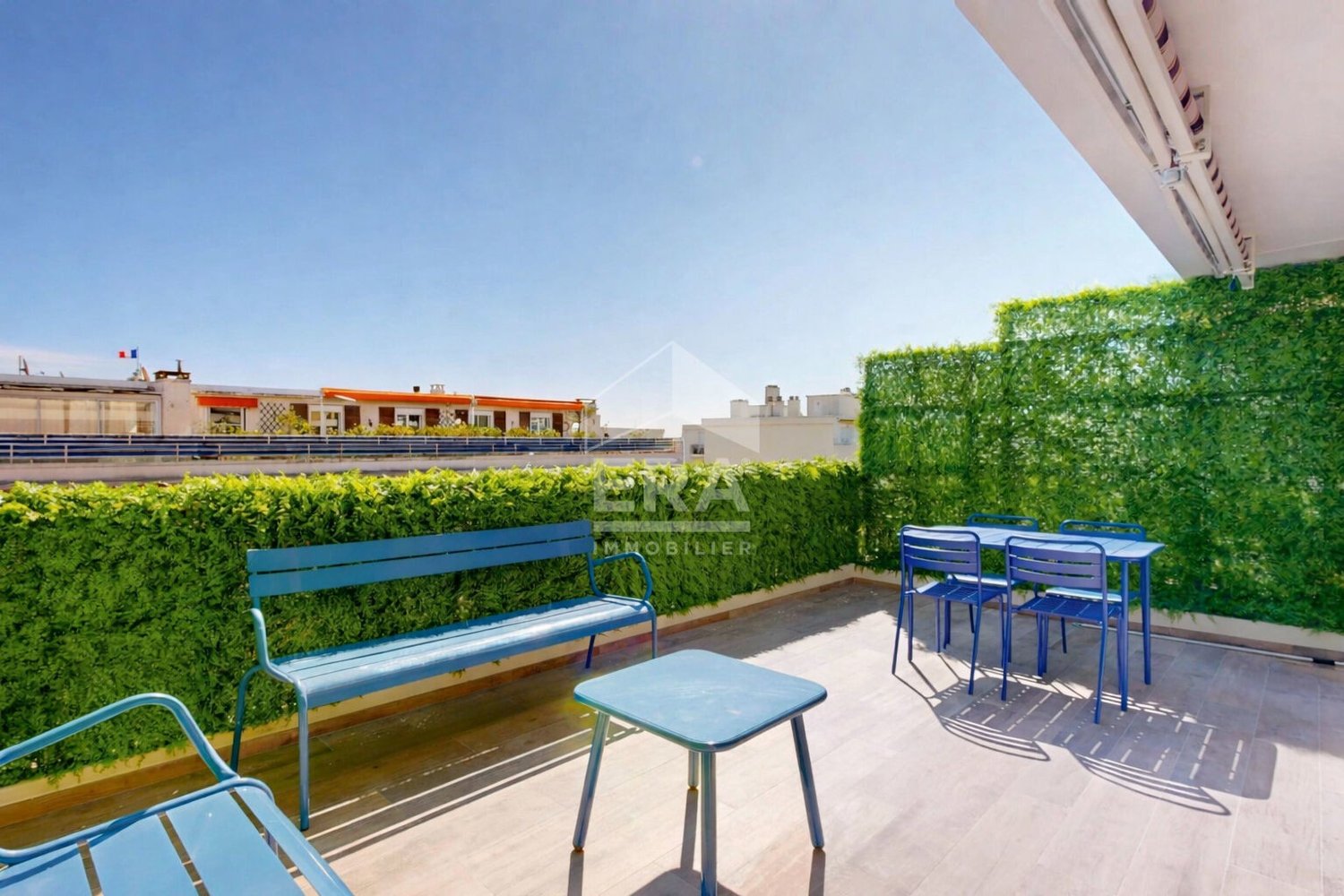 Property photo in Carre d'Or