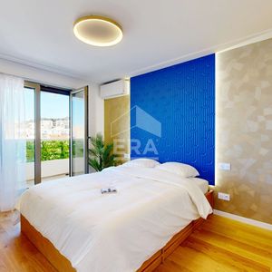 Property in Carre d'Or