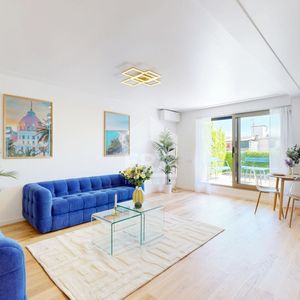 Property in Carre d'Or