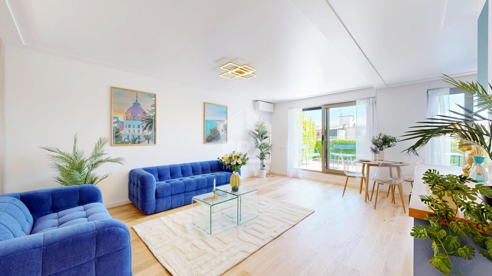 Property photo in Carre d'Or