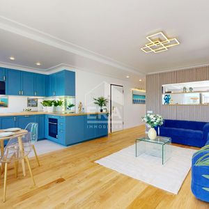 Property in Carre d'Or