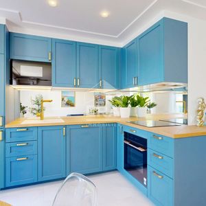 Property in Carre d'Or