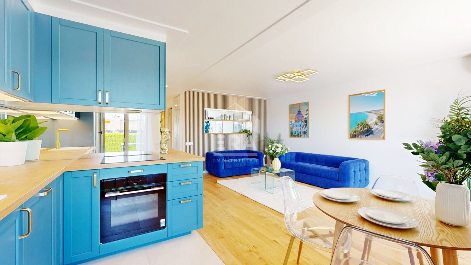 Property photo in Carre d'Or