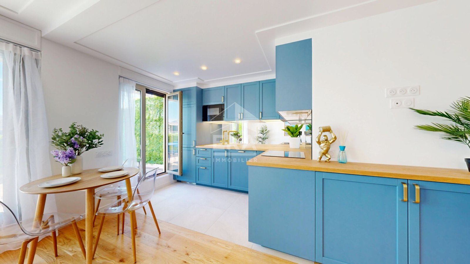 Property photo in Carre d'Or