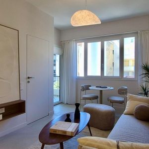 Property in Carre d'Or