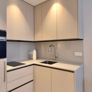 Property in Carre d'Or