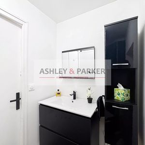 Property in Carre d'Or