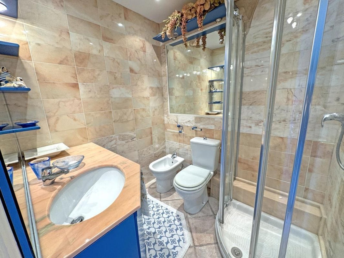 Property photo in Carre d'Or