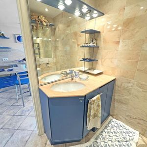 Property in Carre d'Or