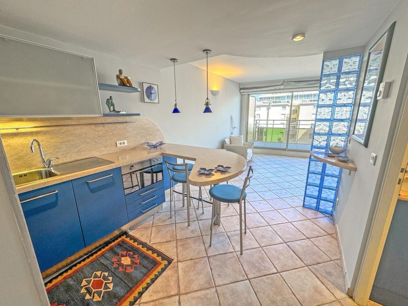 Property photo in Carre d'Or