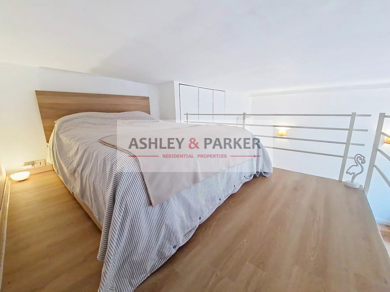 Property photo in Carre d'Or