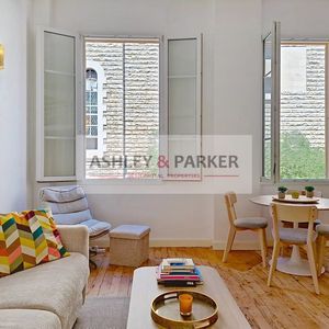 Property in Carre d'Or