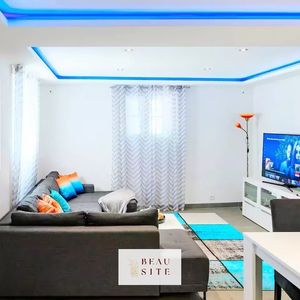 Property in Carre d'Or