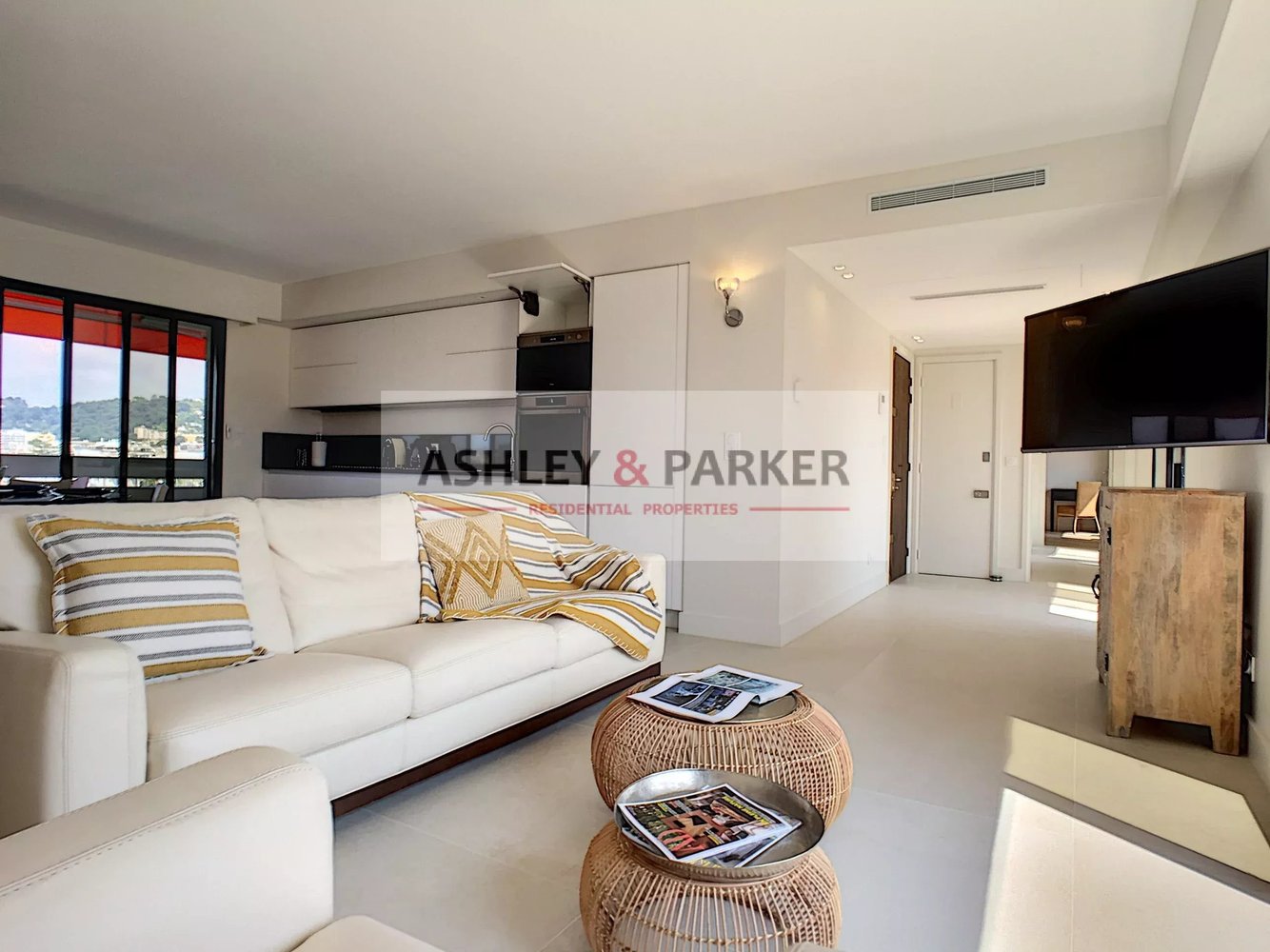 Property photo in Carre d'Or