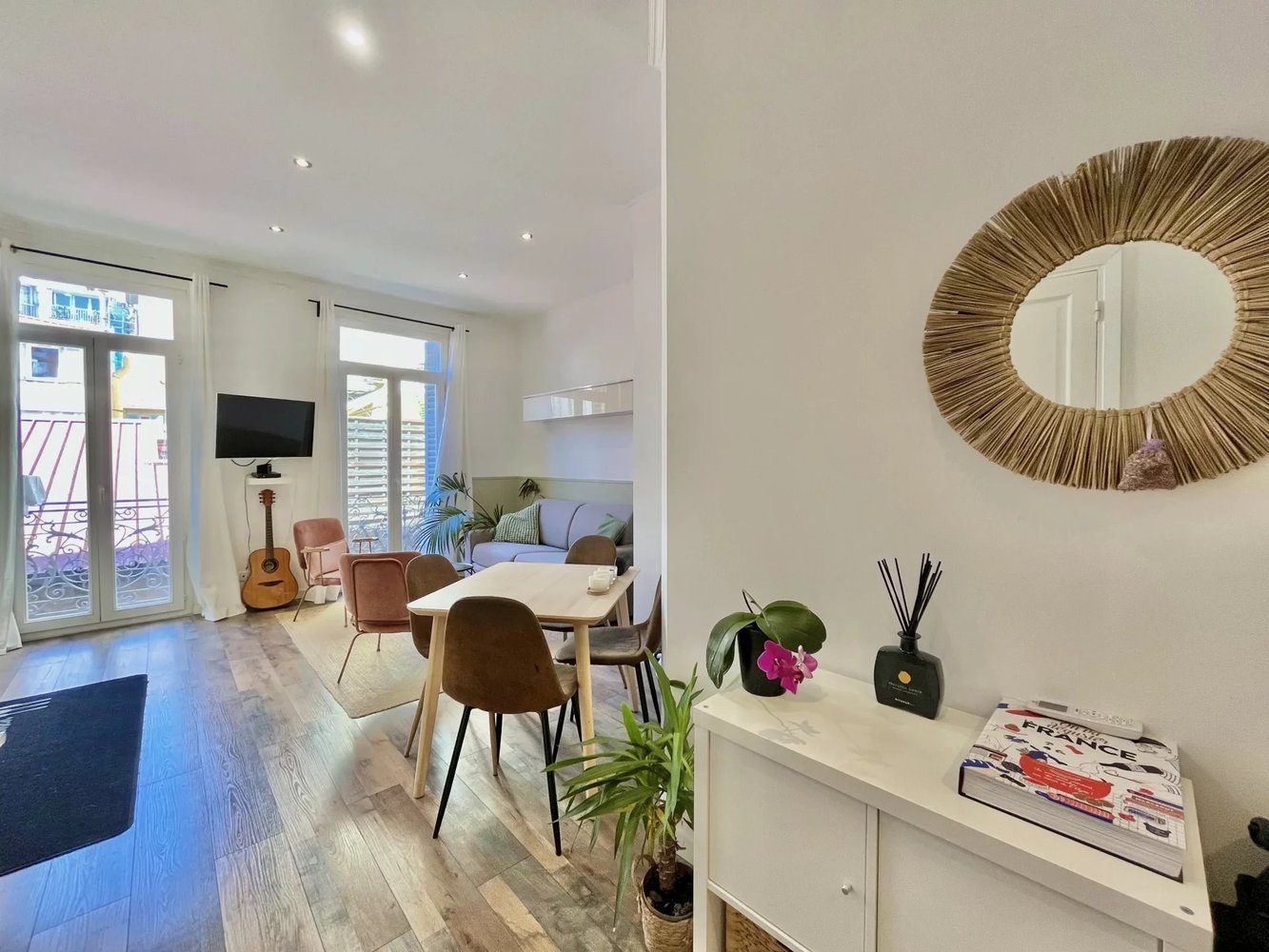 Property photo in Carre d'Or