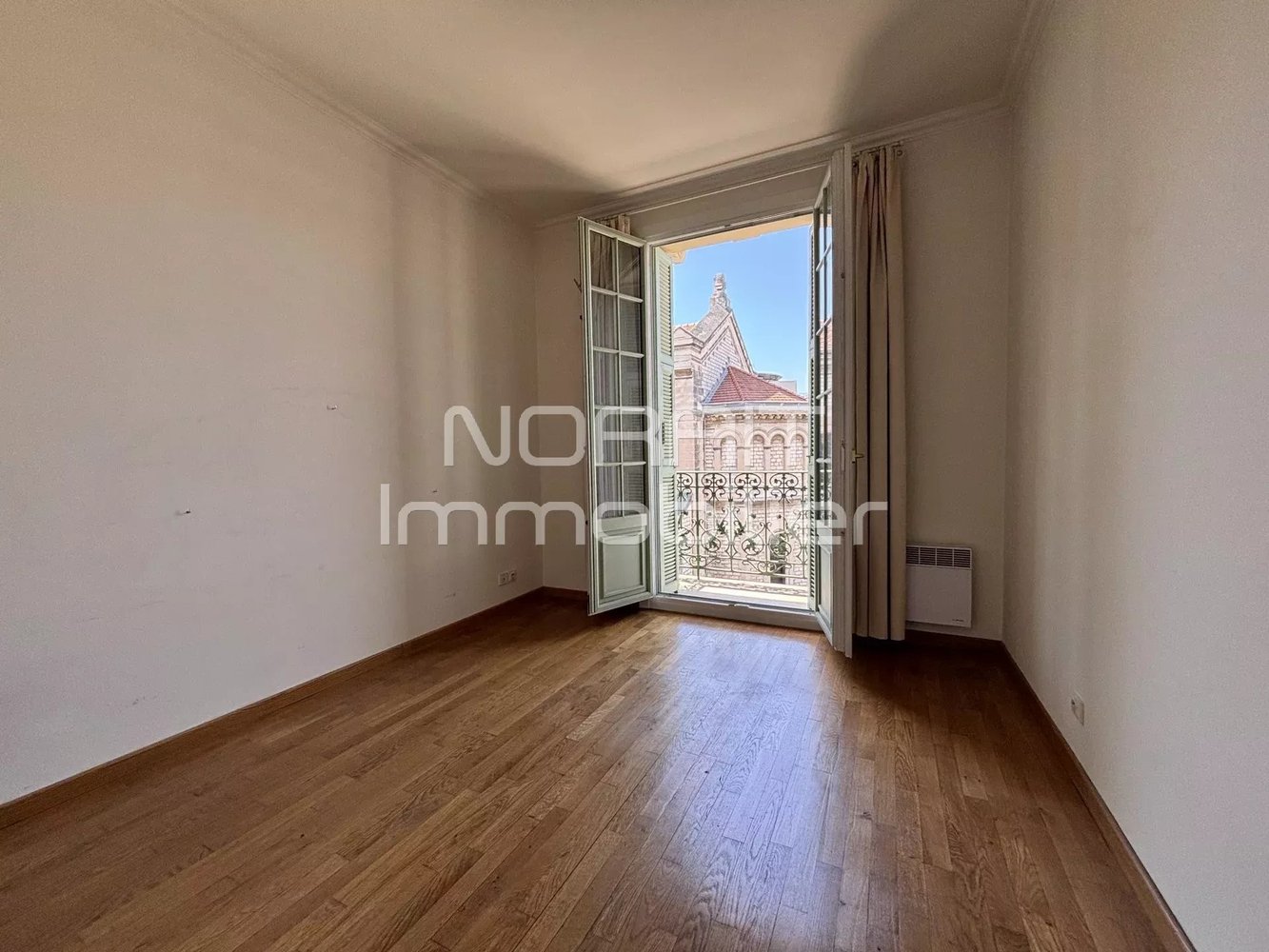 Property photo in Carre d'Or