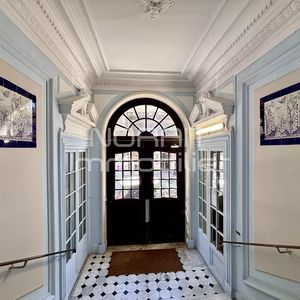 Property in Carre d'Or