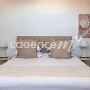 Property in Carre d'Or