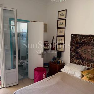 Property in Carre d'Or