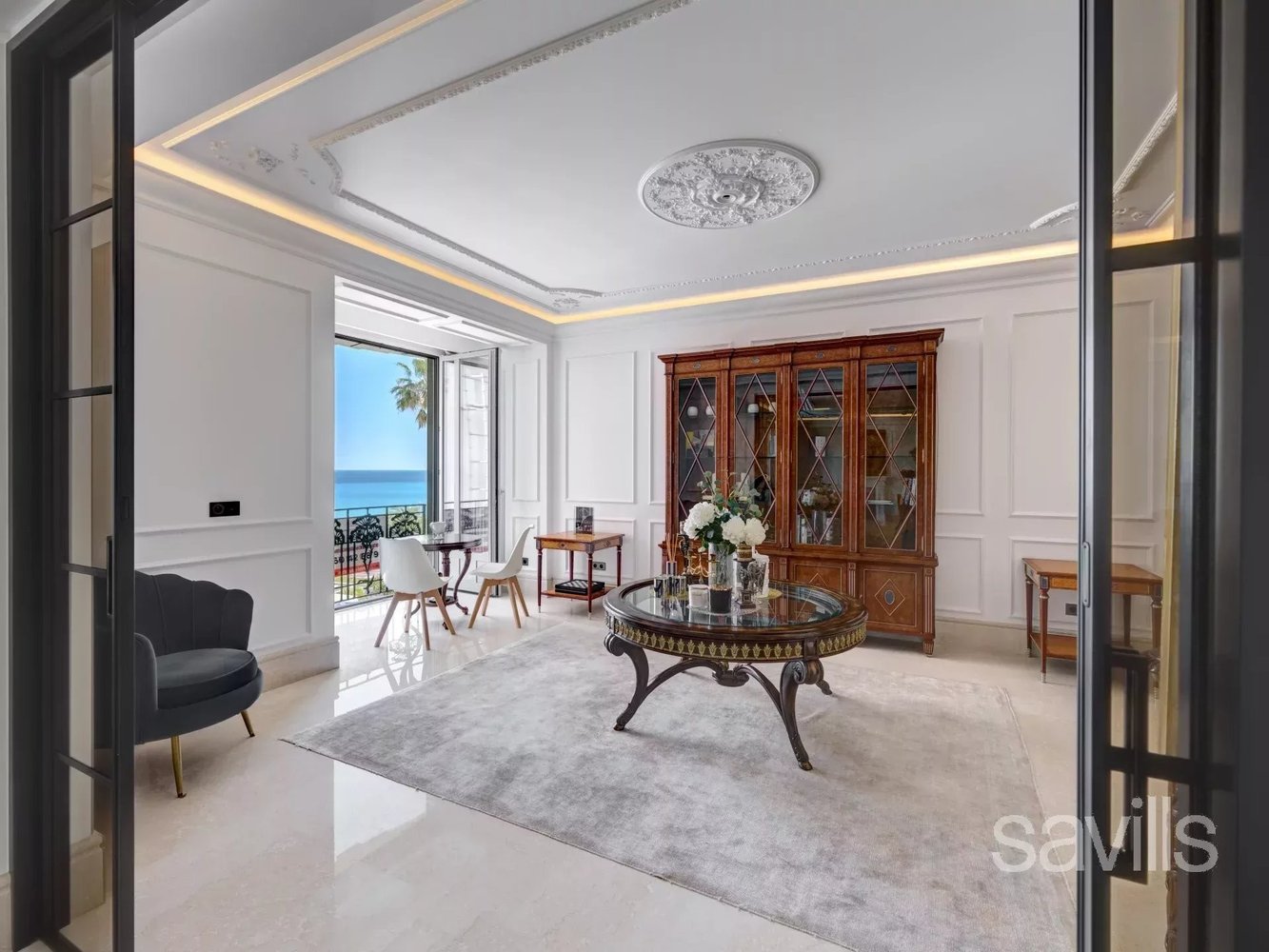 Property photo in Carre d'Or