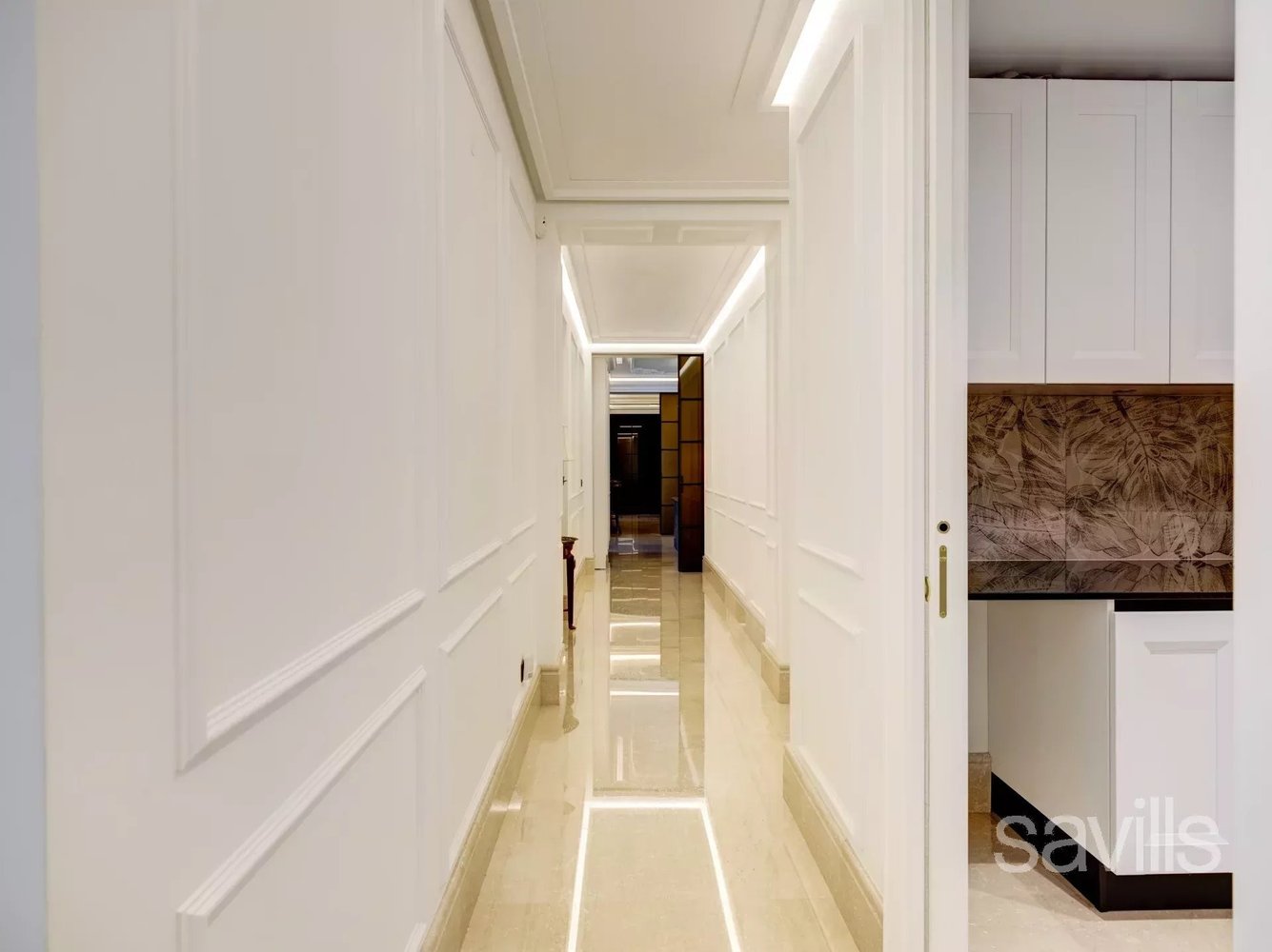Property photo in Carre d'Or