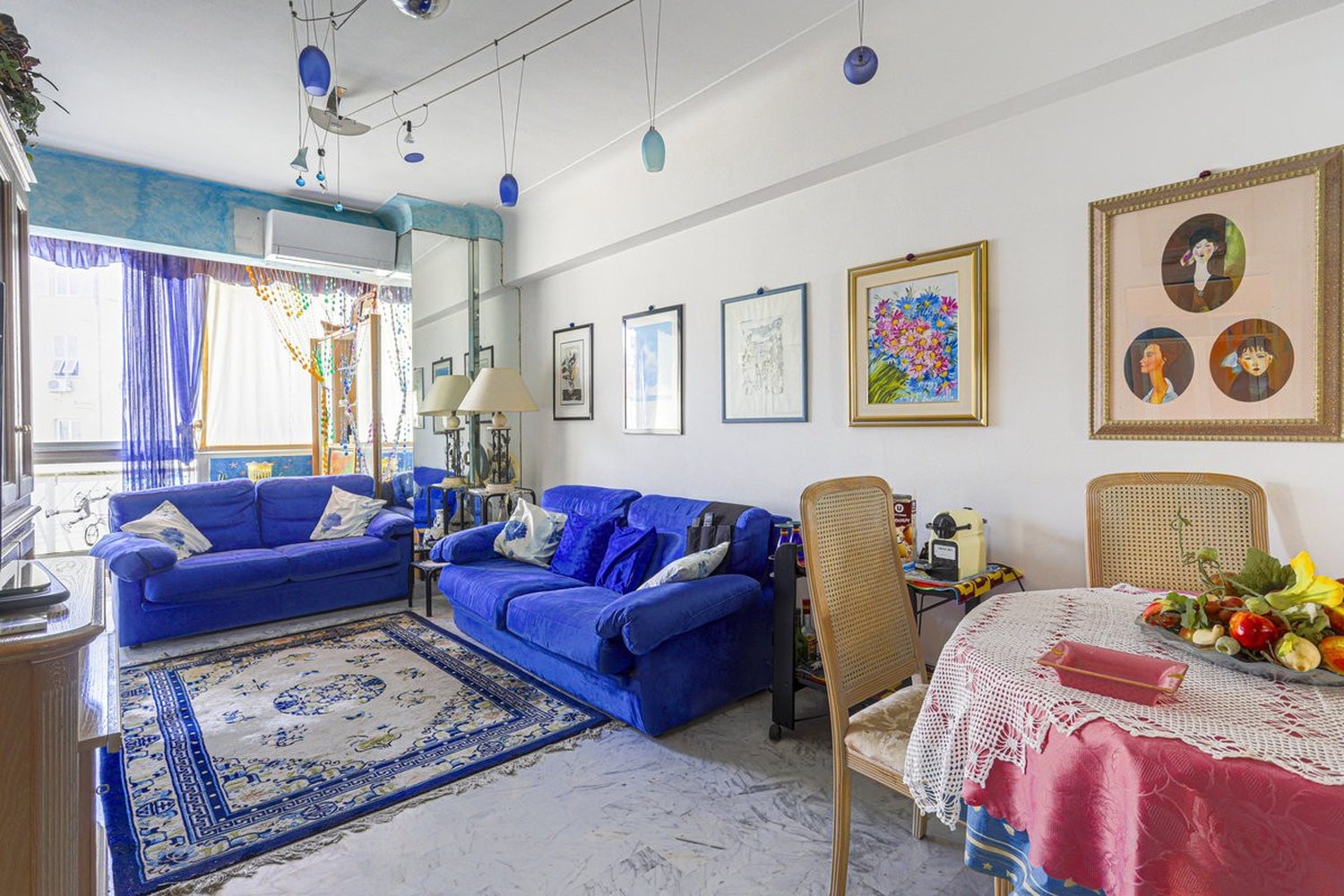 Property photo in Carre d'Or