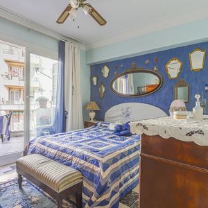 Property in Carre d'Or