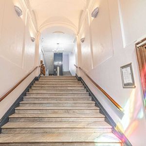 Property in Carre d'Or