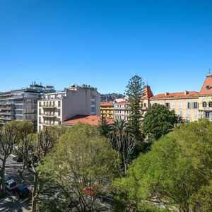 Property in Carre d'Or