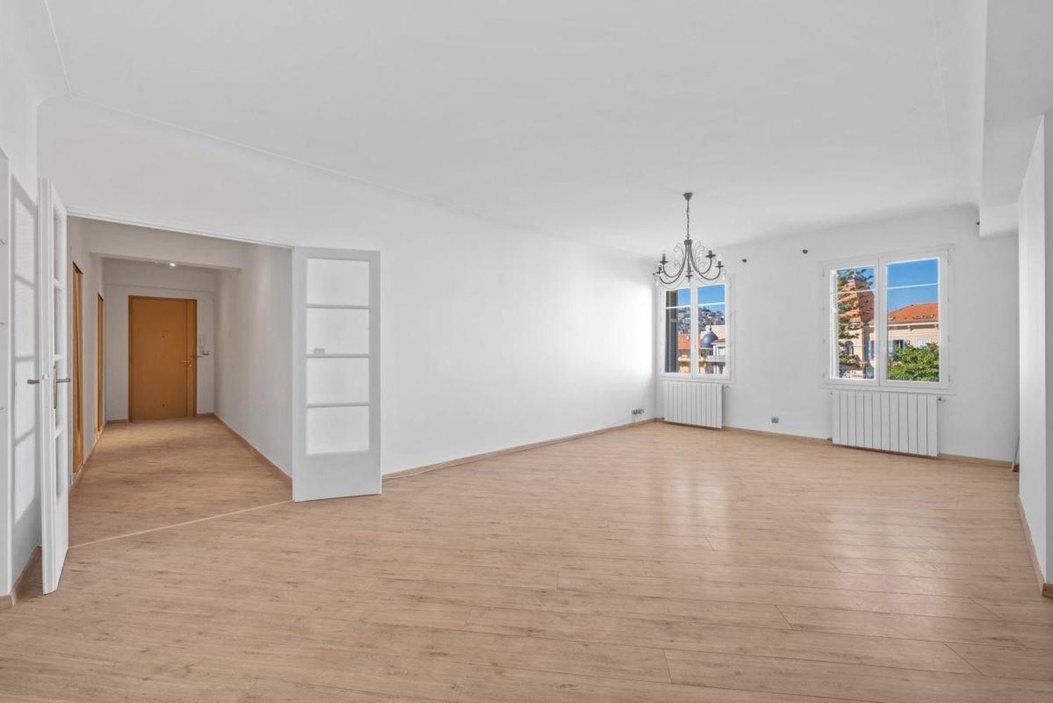 Property photo in Carre d'Or