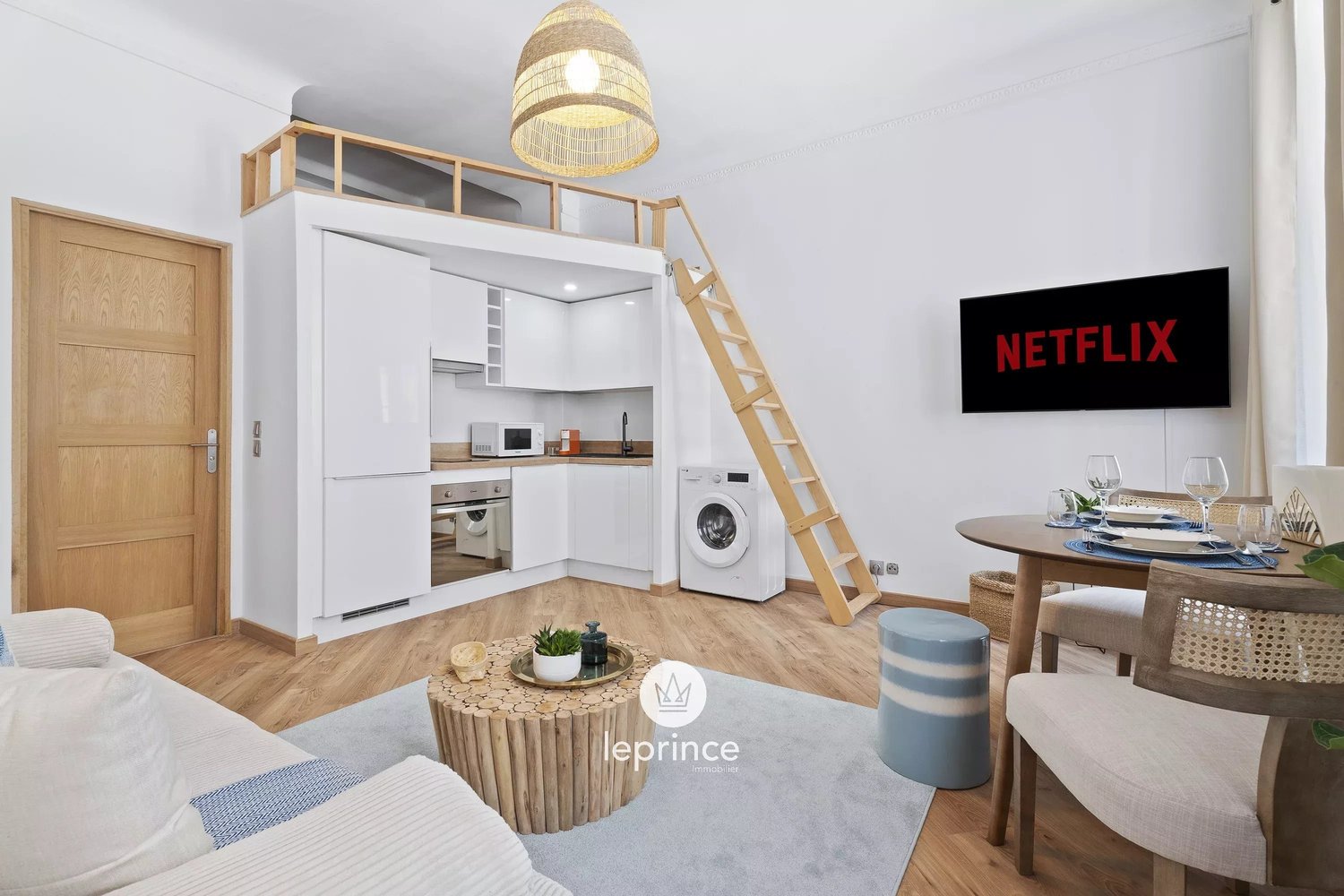 Property photo in Carre d'Or